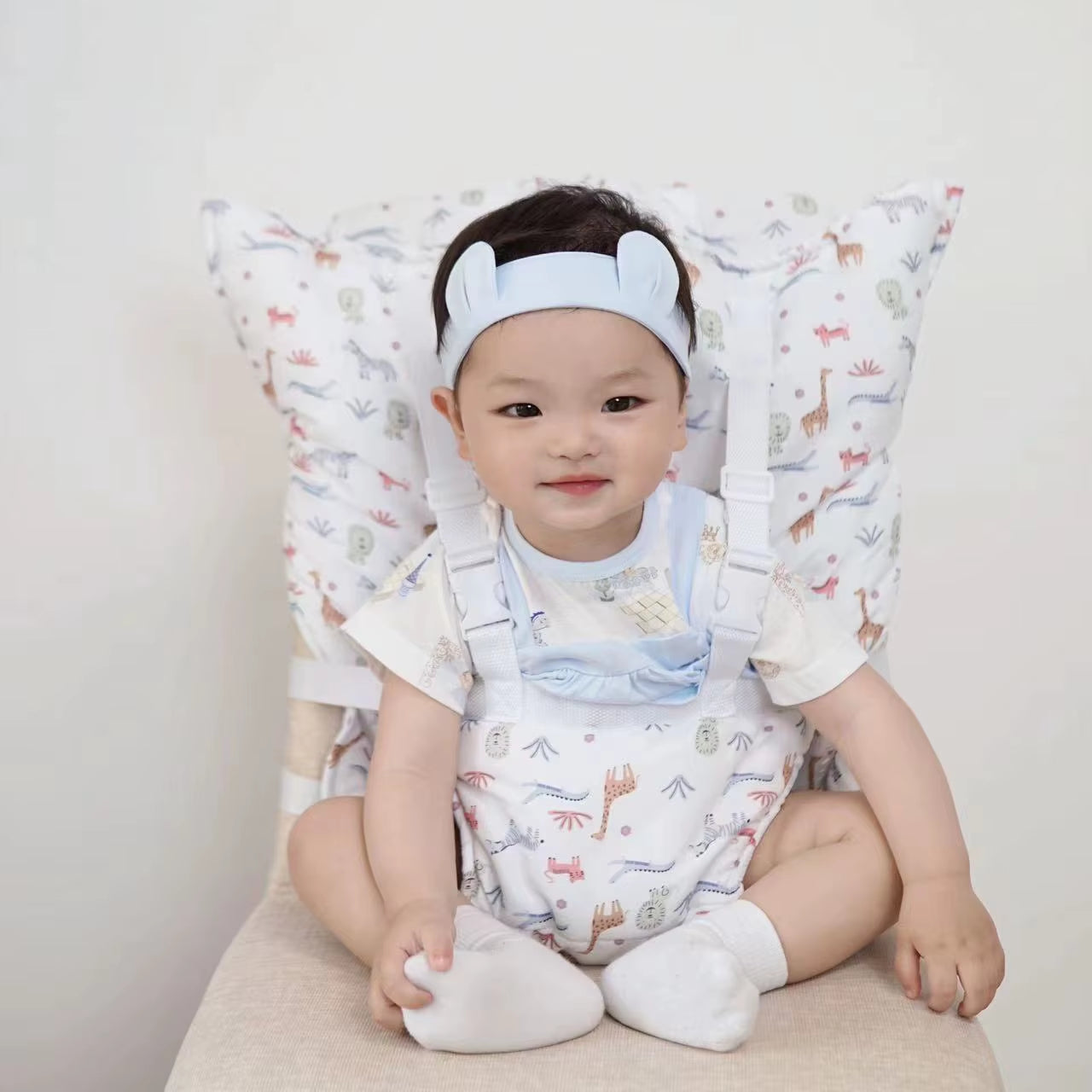 Hot Selling Dinosaurs Star High Chair Harness Portable Toddler Feeding Seat Travel Safety Washable Cloth Baby Protection Feature